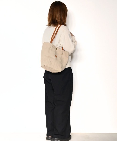 CLEDRAN（クレドラン）の「【コットンジュート ハンドル肩掛け可能】CL4013 HASA TWO SIDES TOTE M（トートバッグ・レディース・ベージュ/チョコ/ブラック・FREE）」の12枚目の写真