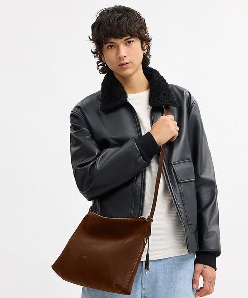 COACH(コーチ)の「モット メッセンジャー バッグ 33(メッセンジャーバッグ・メンズ・ブラウン系その他・ONE)」の6枚目の写真
