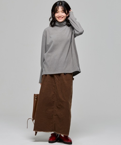 KRIFF MAYER Lady's Collection（クリフメイヤーレディースコレクション）の「もちのび -TOUGH & WARM-ハイネックロンT（Tシャツ/カットソー・レディース・ナチュラル/グレー/ブルー/キャメル/カラフル/チャコール・LARGE/MEDIUM）」の7枚目の写真