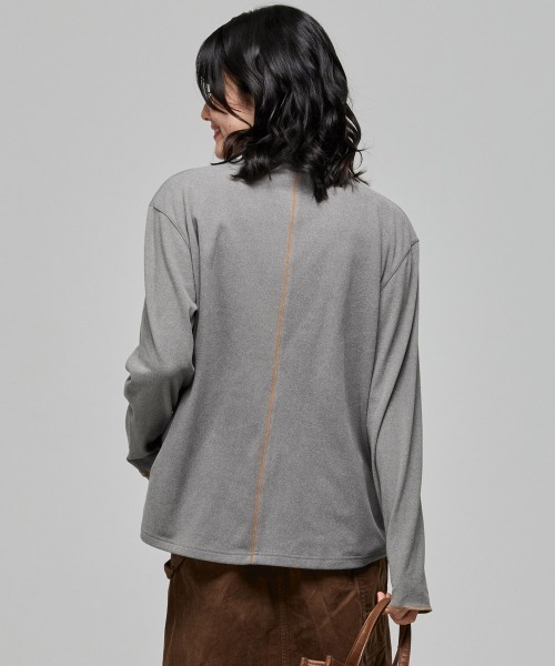 KRIFF MAYER Lady's Collection（クリフメイヤーレディースコレクション）の「もちのび -TOUGH & WARM-ハイネックロンT（Tシャツ/カットソー・レディース・ナチュラル/グレー/ブルー/キャメル/カラフル/チャコール・LARGE/MEDIUM）」の9枚目の写真