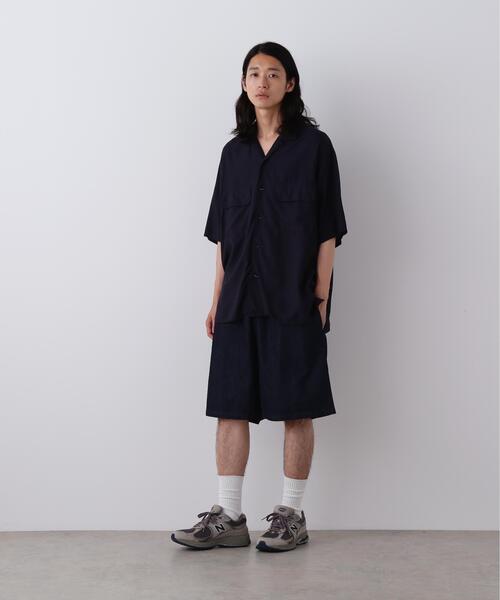 Y(ワイ)の「Y / ORGANIC COTTON LIGHT DENIM SHORTS(その他パンツ・メンズ・ホワイト/ネイビー・MEDIUM/LARGE/SMALL)」の2枚目の写真