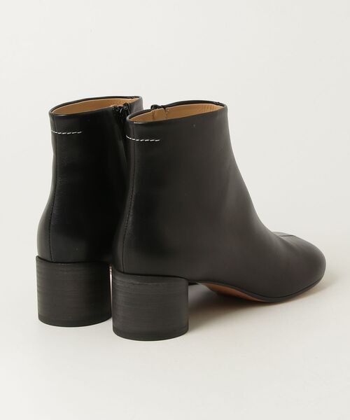 MM6 Maison Margiela(エムエムシックス メゾン マルジェラ)の「MM6 Maison Margiela(エムエムシックス メゾンマルジェラ) Anatomic Ankle BOOTS(ブーツ・レディース・ブラック・39)」の2枚目の写真