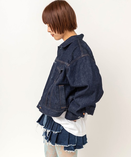 RNA(アールエヌエー)の「J2194 ワイドショートGジャン(デニムジャケット・レディース・ワンウォッシュ・MEDIUM)」の3枚目の写真