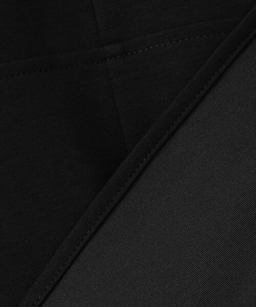 組曲(クミキョク)の「ソフトダンボール ビスチェ風カットソー(Tシャツ/カットソー・レディース・グレー系/ホワイト系・2/3)」の4枚目の写真