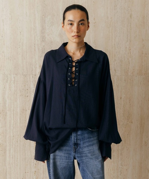 CREDONA(クレドナ)の「LACE UP BLOUSE/レースアップブラウス(シャツ/ブラウス・レディース・ネイビー/オフホワイト・FREE)」の1枚目の写真