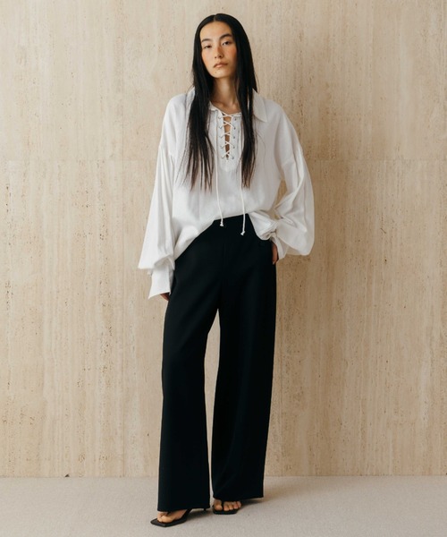 CREDONA(クレドナ)の「LACE UP BLOUSE/レースアップブラウス(シャツ/ブラウス・レディース・ネイビー/オフホワイト・FREE)」の3枚目の写真