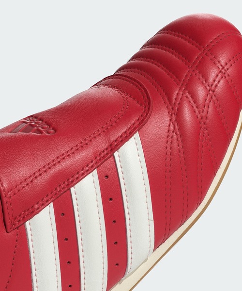 adidas(アディダス)の「アディダス テコンドー / adidas Taekwondo / アディダスオリジナルス adidas Originals(スニーカー・レディース・レッド・26.0cm/23.0cm/22.0cm/22.5cm/28.0cm/23.5cm/24.0cm/24.5cm/25.0cm/25.5cm/26.5cm/27.0cm/27.5cm)」の5枚目の写真