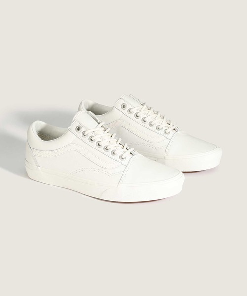 VANS(バンズ)の「オールドスクール ナッパ / Old Skool WHITE VN000D6WWHT1(スニーカー・メンズ・ホワイト・5.5/4/4.5)」の2枚目の写真