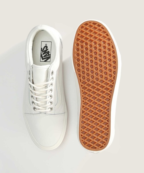 VANS(バンズ)の「オールドスクール ナッパ / Old Skool WHITE VN000D6WWHT1(スニーカー・メンズ・ホワイト・5.5/4/4.5)」の3枚目の写真