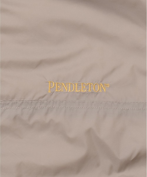 PENDLETON(ペンドルトン)の「リバーシブル ボアナイロンベスト(ベスト・メンズ・ブラック/ネイビー/ベージュ・MEDIUM/LARGE/SMALL)」の15枚目の写真