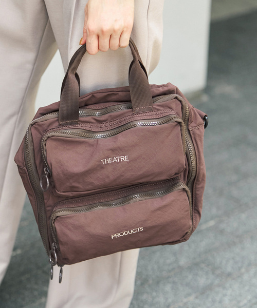 Spick & Span(スピックアンドスパン)の「《WEB限定 / 追加》THEATRE PRODUCTS / シアタープロダクツ VERTICAl 60(ショルダーバッグ・レディース・ブラウン/ブラック・FREE)」の6枚目の写真