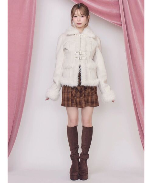 EATME(イートミー)の「ベルトデザインロングブーツ(ブーツ・レディース・グレー/ブラック/ブラウン・SMALL/MEDIUM/LARGE)」の4枚目の写真