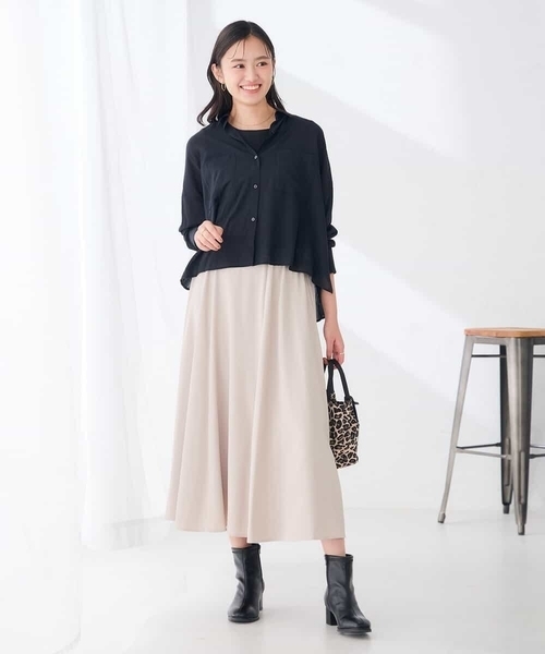 a.v.v(アーヴェヴェ)の「シアー クロップドバックタック シャツ 【洗える】(シャツ/ブラウス・レディース・マスタード/ブラック/ブラウン/グリーン・40/38)」の22枚目の写真