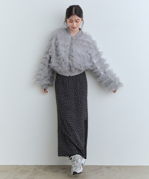 Tiny EDEN(タイニーエデン)の「【中野恵那 着用】サイドスリットサテンスカート(スカート・レディース・ドット/サックスブルー・FREE)」の3枚目の写真