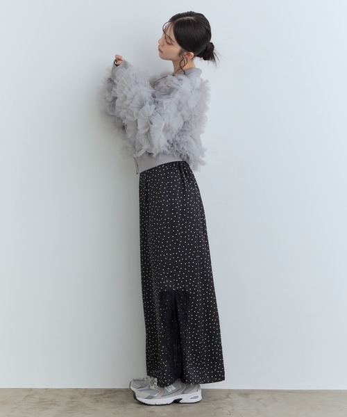 Tiny EDEN(タイニーエデン)の「【中野恵那 着用】サイドスリットサテンスカート(スカート・レディース・ドット/サックスブルー・FREE)」の5枚目の写真