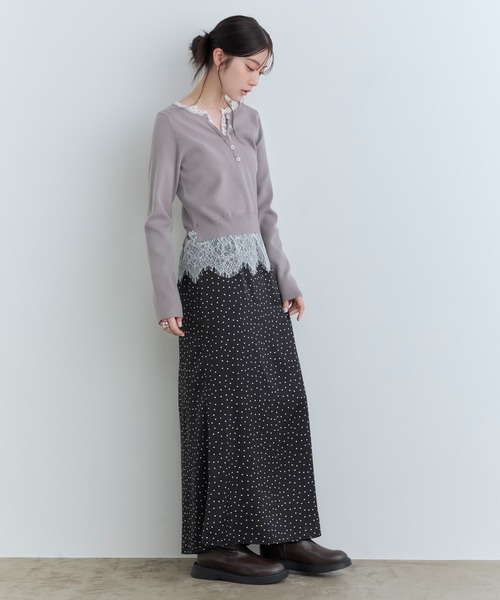 Tiny EDEN(タイニーエデン)の「【中野恵那 着用】サイドスリットサテンスカート(スカート・レディース・ドット/サックスブルー・FREE)」の11枚目の写真