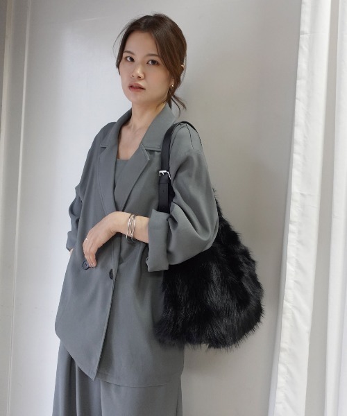 CORNERS(コーナーズ)の「シャギーファースクエアショルダーバッグ(ショルダーバッグ・レディース・ブラウン/ベージュ/ブラック/ボルドー・FREE)」の14枚目の写真