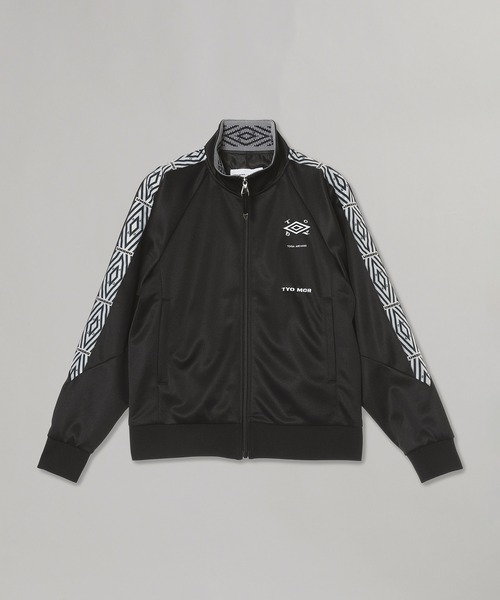 TOGA PULLA(トーガ プルラ)の「Track jacket UMBRO SP TC261-JC513(ブルゾン・レディース・ブラック/オフホワイト・MEDIUM)」の1枚目の写真