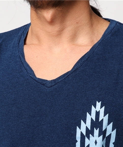 VENCEEXCHANGE（ヴァンスエクスチェンジ）の「インディゴプリント半袖T          （Tシャツ/カットソー・メンズ・ネイビー/グレー/ブルー・SMALL/LARGE/MEDIUM）」の6枚目の写真