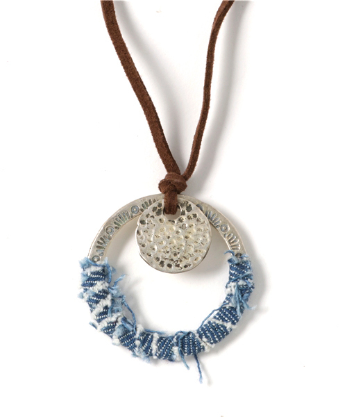 チャイハネ（チャイハネ）の「【チャイハネ】デニムリング ロングネックレス（ネックレス・レディース・ブラック/インディゴブルー/ブルー・FREE）」の10枚目の写真