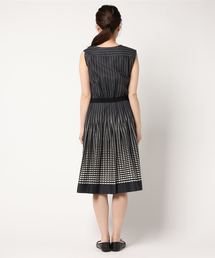 マーガレットハウエルズボンワンピース太郎丸 マーガレットハウエルズボンワンピース太郎丸様専用 - メルカリ