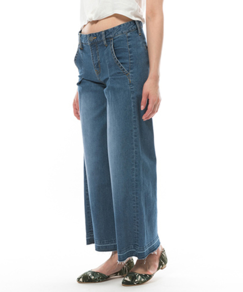 BILLABONG(ビラボン)の「BILLABONG レディース デニムワイドパンツ(デニムパンツ・レディース・ブルー/インディゴブルー・LARGE/MEDIUM/SMALL)」の7枚目の写真