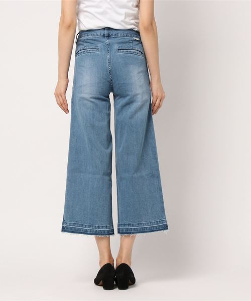 BILLABONG(ビラボン)の「BILLABONG レディース デニムワイドパンツ(デニムパンツ・レディース・ブルー/インディゴブルー・LARGE/MEDIUM/SMALL)」の3枚目の写真