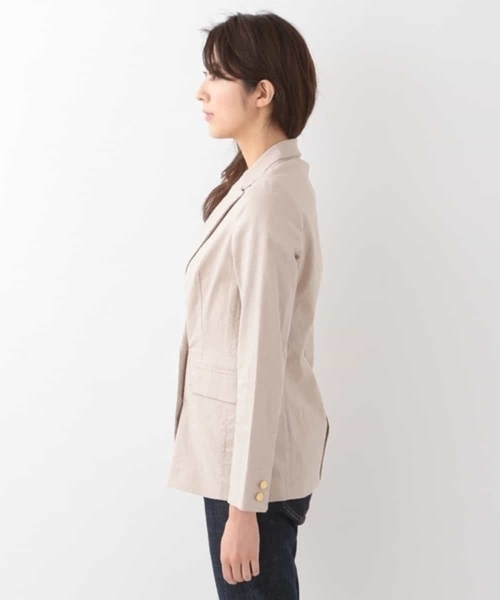 a.v.v（アーヴェヴェ）の「ダブルブレストリネンジャケット（テーラードジャケット・レディース・ネイビー/ベージュ・40/36/38）」の12枚目の写真