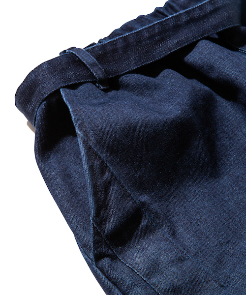 rehacer（レアセル）の「rehacer : Drape Wide Easy Denim Pants（デニムパンツ・メンズ・ライトインディゴブルー/ダークインディゴブルー・SMALL/MEDIUM/LARGE）」の8枚目の写真