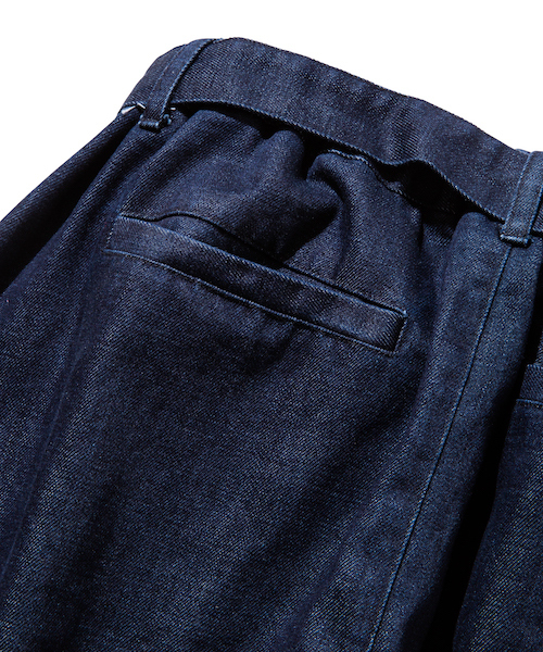 rehacer（レアセル）の「rehacer : Drape Wide Easy Denim Pants（デニムパンツ・メンズ・ライトインディゴブルー/ダークインディゴブルー・SMALL/MEDIUM/LARGE）」の11枚目の写真