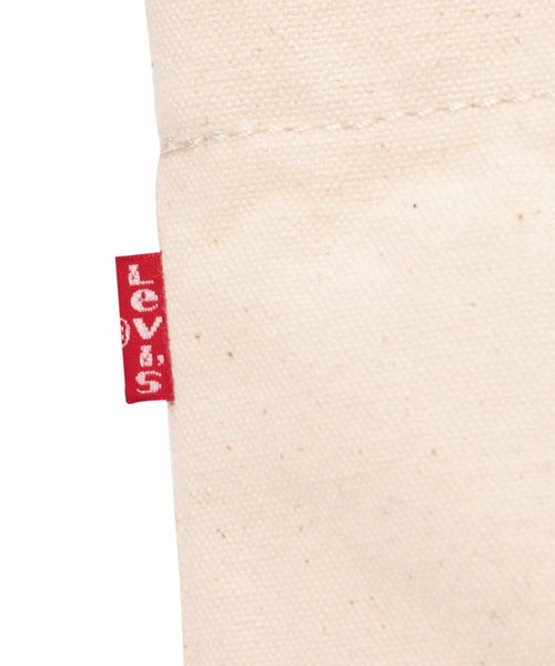Levi's（リーバイス）の「Levi's/リーバイス LEVI’S(R) ACCESSORY バットウィングトートバッグ ECRU（トートバッグ・レディース・マルチ・OS）」の5枚目の写真