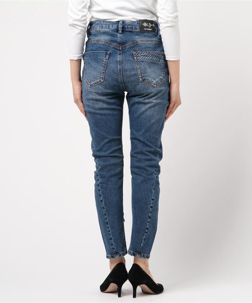 Desigual(デシグアル)の「デニムアンクル HONG KONG(デニムパンツ・レディース・ブルー・32inch/30inch/28inch/24inch/26inch/34inch)」の3枚目の写真
