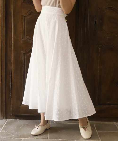 one after another NICE CLAUP（ワンアフターアナザーナイスクラップ）の「後ろレースアップコットンレーススカート（スカート・レディース・ベージュ/ブラウン/オフホワイト/ブルー系その他・FREE）」の14枚目の写真