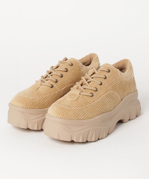 WEGO（ウィゴー）の「WEGO/コーデュロイボリュームスニーカー（スニーカー・レディース・ブラック/ベージュ・SMALL/MEDIUM/LARGE）」の2枚目の写真