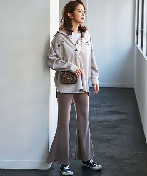 GeeRA(ジーラ)の「リブカットフレアーパンツ(その他パンツ・レディース・ブラック/ベージュ/グレー・MEDIUM/LARGE/X-LARGE)」の10枚目の写真