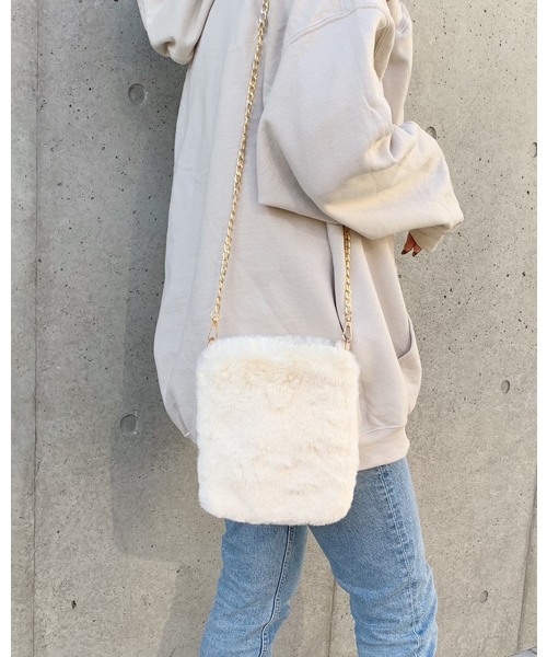 CLEA�i�N���A�j�́u�t�@�[ �X�N�G�A �~�j�V�����_�[�i�V�����_�[�o�b�O�j�v�b�A�C�{���[