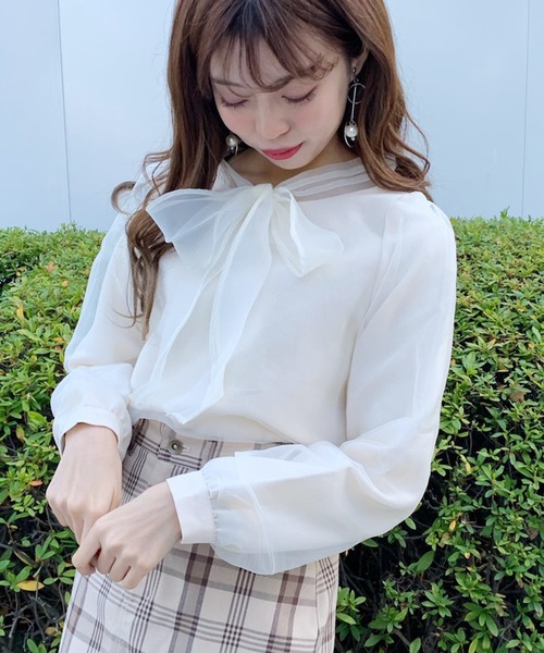 apres jour（アプレジュール）の「オーガンジーボウタイブラウス【ZOZOTOWN限定アイテム】（シャツ/ブラウス・レディース・ブラック/アイボリー/モカ・フリー）」の2枚目の写真