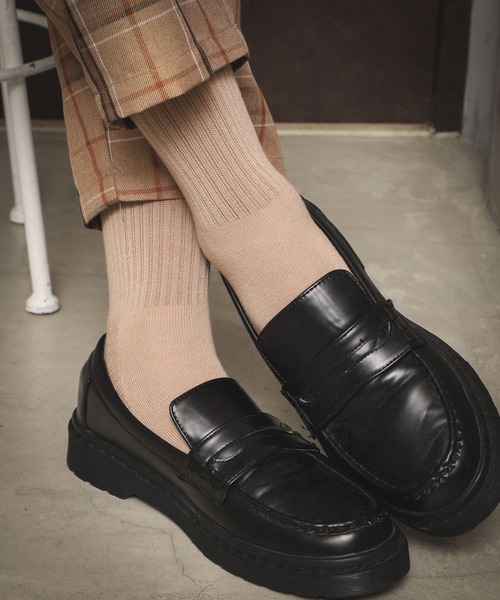 WEGO（ウィゴー）の「WEGO/カラーレギュラーソックス（ソックス/靴下・メンズ・マスタード/ライトパープル/ブラウン/レッド/ホワイト/ベージュ/カーキ/オレンジ/ライトピンク/ダークブラウン/ダークグリーン/ピンク/パープル/イエロー/ブラック/サックスブルー/グリーン・FREE）」の6枚目の写真