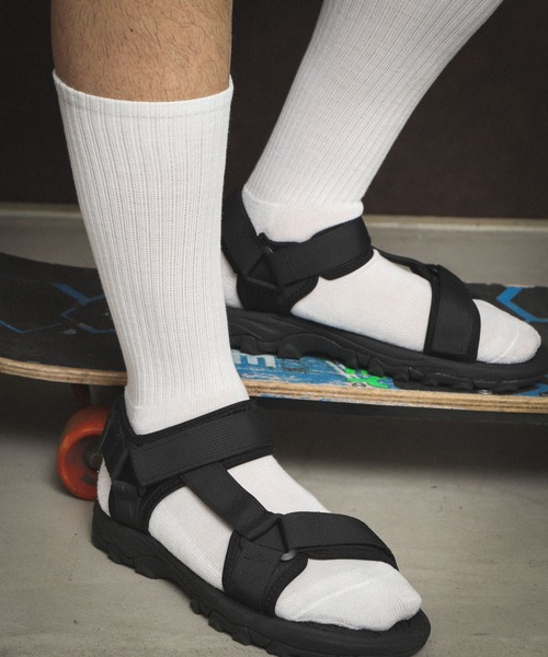 WEGO（ウィゴー）の「WEGO/カラーレギュラーソックス（ソックス/靴下・メンズ・マスタード/ライトパープル/ブラウン/レッド/ホワイト/ベージュ/カーキ/オレンジ/ライトピンク/ダークブラウン/ダークグリーン/ピンク/パープル/イエロー/ブラック/サックスブルー/グリーン・FREE）」の2枚目の写真