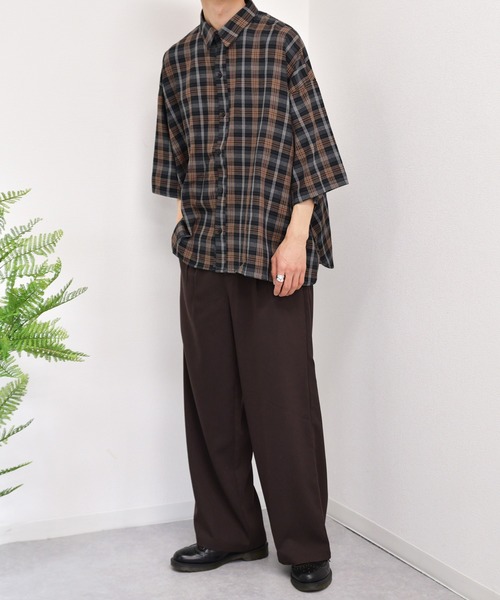 kutir（クティール）の「ウルトラワイドチェックシャツ（シャツ/ブラウス・メンズ・チャコールグレー/ブラック/ライトグリーン・MEDIUM/LARGE）」の8枚目の写真