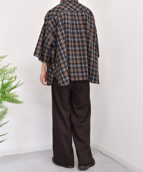 kutir（クティール）の「ウルトラワイドチェックシャツ（シャツ/ブラウス・メンズ・チャコールグレー/ブラック/ライトグリーン・MEDIUM/LARGE）」の11枚目の写真