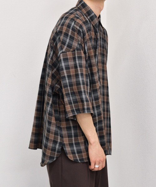 kutir（クティール）の「ウルトラワイドチェックシャツ（シャツ/ブラウス・メンズ・チャコールグレー/ブラック/ライトグリーン・MEDIUM/LARGE）」の6枚目の写真