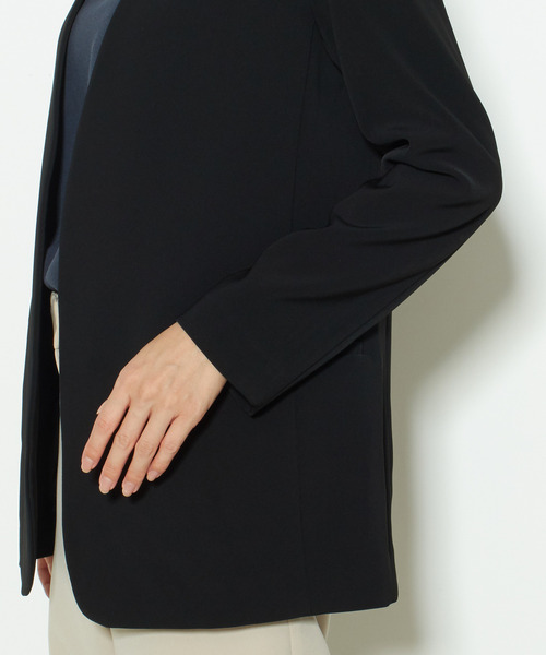 TIARAティアラ　ステファニー　ノーカラージャケット　イージータックパンツ Tiara（ティアラ）の「ステファニージャケット（ノーカラージャケット