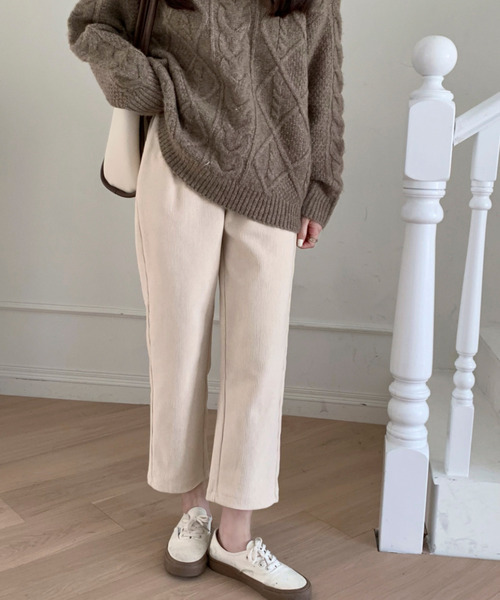 emi+（エミプラス）の「コーデュロイセミワイドパンツ（その他パンツ・レディース・ブラック/ブラウン/アイボリー/キャメル/カーキ/ブルーグレー/ベージュ/ネイビー/チャコールグレー・S/M/L）」の10枚目の写真