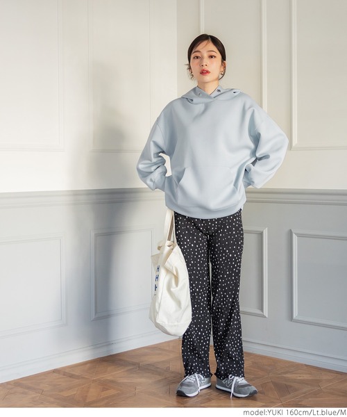 coca（coca）（コカ）の「＼新色登場／カバー力120％！ハリ感ダンボールフーディ（パーカー・レディース・チャコールグレー/グレー系その他/アイボリー/グレー/ネイビー/ピンク/カーキ/ライトブルー/ベージュ/ブラック・ONE SIZE/M/L）」の18枚目の写真