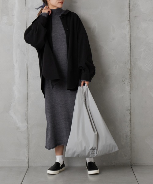 PUAL CE CIN（ピュアルセシン）の「【Du noir】ハイネックニットチュニック（ニット/セーター・レディース・チャコールグレー/ブラック/ベージュ/レッド・FREE）」の16枚目の写真