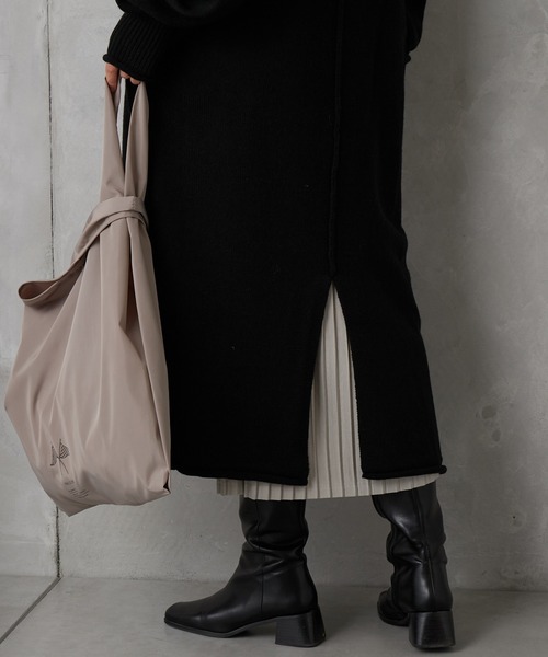 PUAL CE CIN（ピュアルセシン）の「【Du noir】ハイネックニットチュニック（ニット/セーター・レディース・チャコールグレー/ブラック/ベージュ/レッド・FREE）」の20枚目の写真