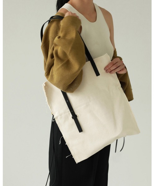 TODAYFUL（トゥデイフル）の「キャンバスレザートート（トートバッグ・レディース・キナリ・FREE）」の3枚目の写真