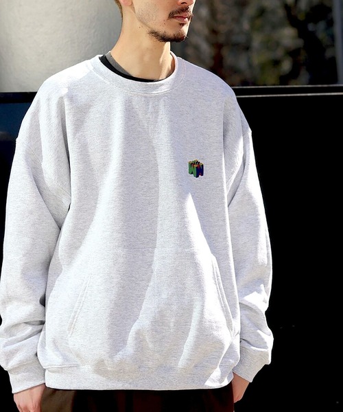 RELAXFIT(リラックスフィット)の「【RELAXFIT / リラックスフィット 】WISM 別注 RAINBOW ROGO MUFF POCKET(スウェット・メンズ・ブラック/チャコールグレー・LARGE/X-LARGE)」の2枚目の写真