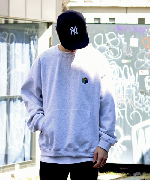 RELAXFIT(リラックスフィット)の「【RELAXFIT / リラックスフィット 】WISM 別注 RAINBOW ROGO MUFF POCKET(スウェット・メンズ・ブラック/チャコールグレー・LARGE/X-LARGE)」の6枚目の写真